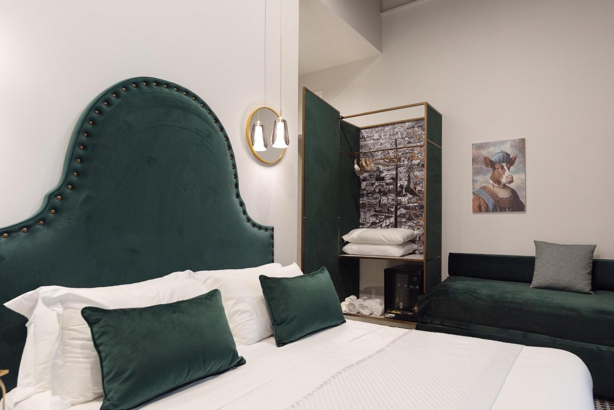 Three Rooms Toledo Naples Exterior photo